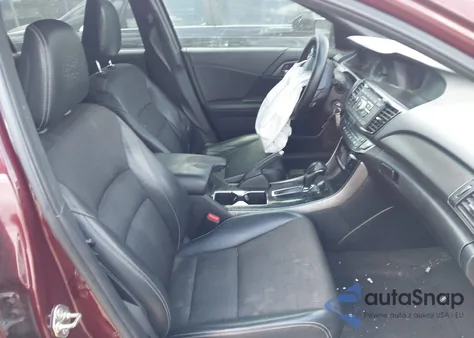 2016 Honda Accord Sport z USA, uszkodzony, nr VIN 1HGCR2F57GA052944